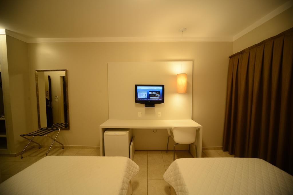 Indaiá Park Hotel Campo Grande  Szoba fotó